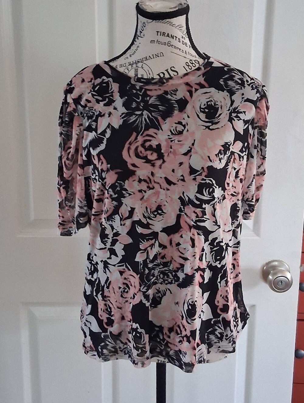 Floral Short Sleeve Women's Top - Pink/Black